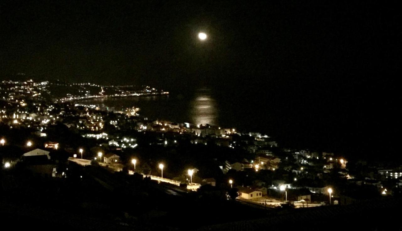 شقة Mansarda Luminosa In Centro Sul Mare - Attic By Sea سانريمو المظهر الخارجي الصورة